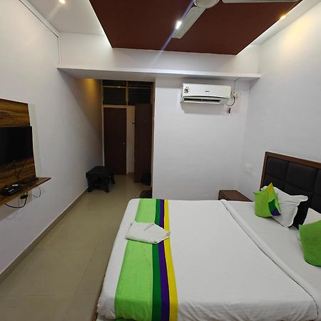 Sai Samrat Resort Satara Exterior photo